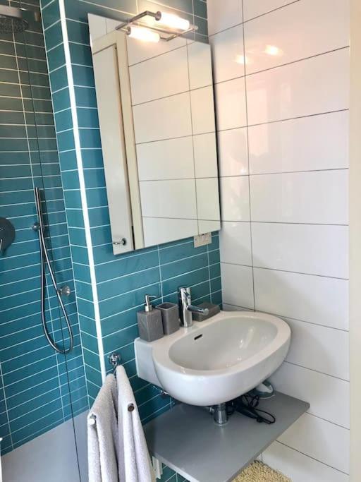 Mascalzone Latino, City Center Apartment Como Luaran gambar